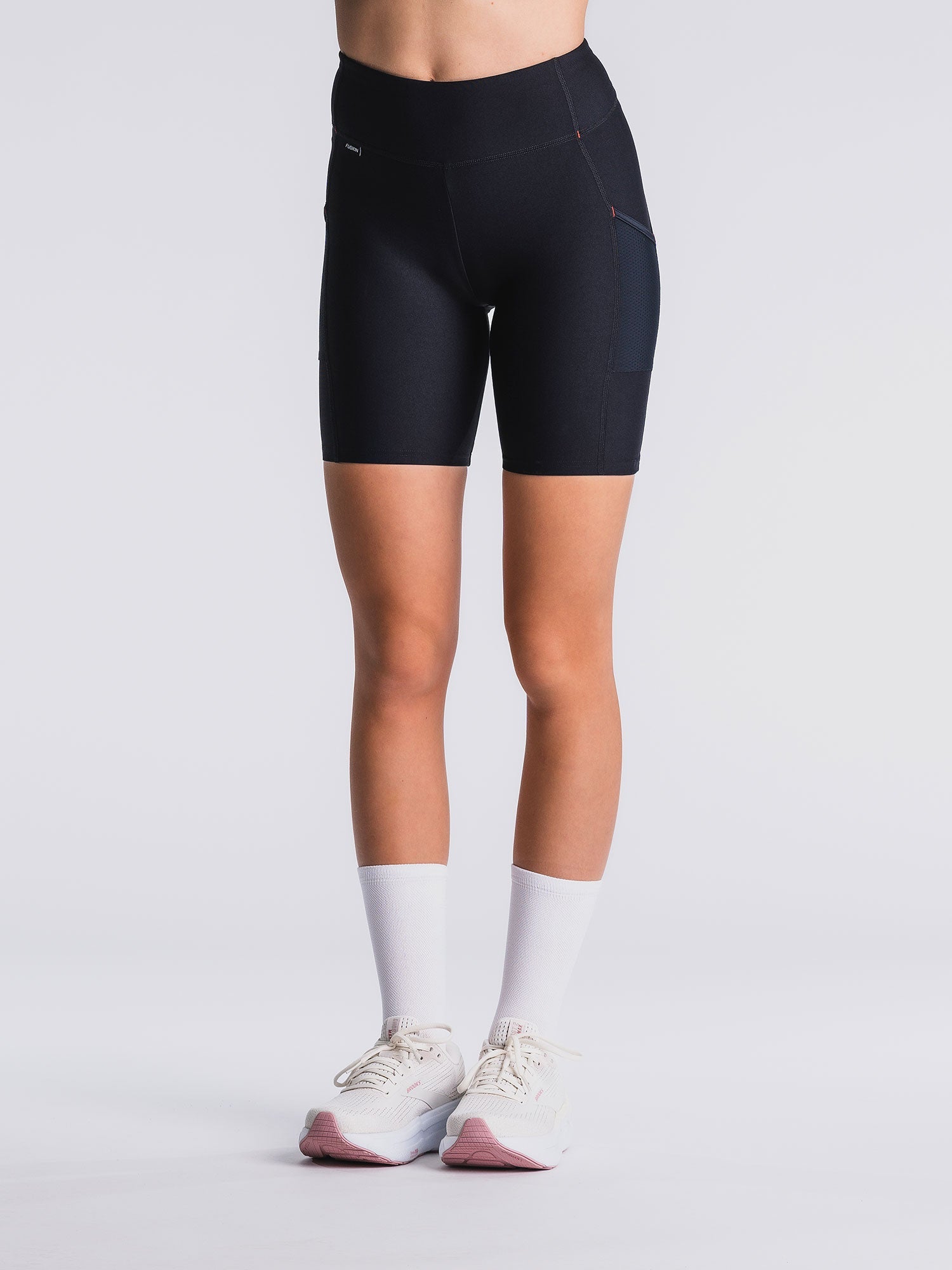 Womens-C3-Short-Training-Tights_0277_Black_1_V3-9385687.jpg